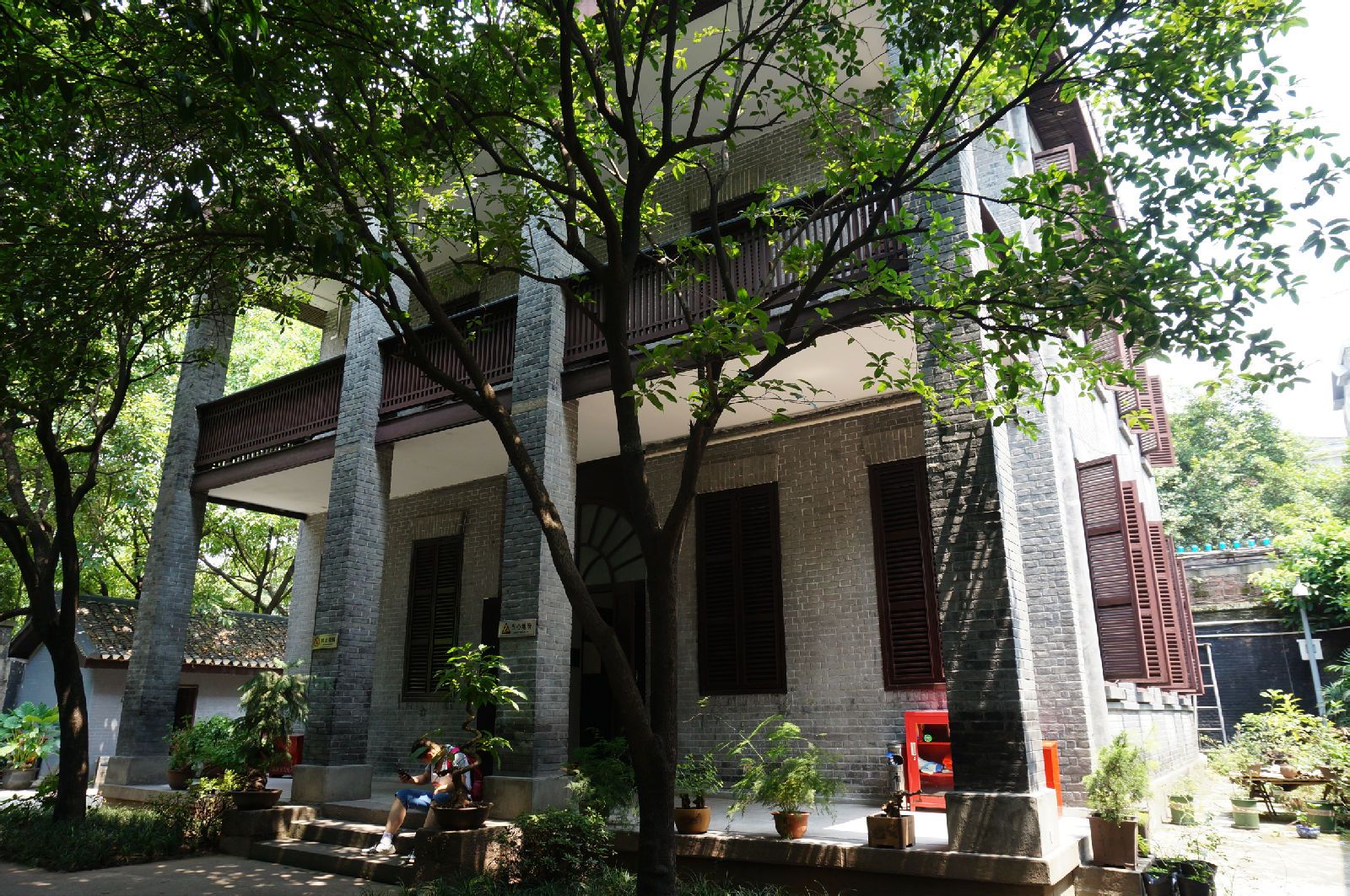  p>桂园位于重庆市 a target="_blank" href="/item/渝中区/2531227"