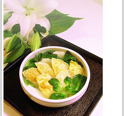 青菜烩蛋饺