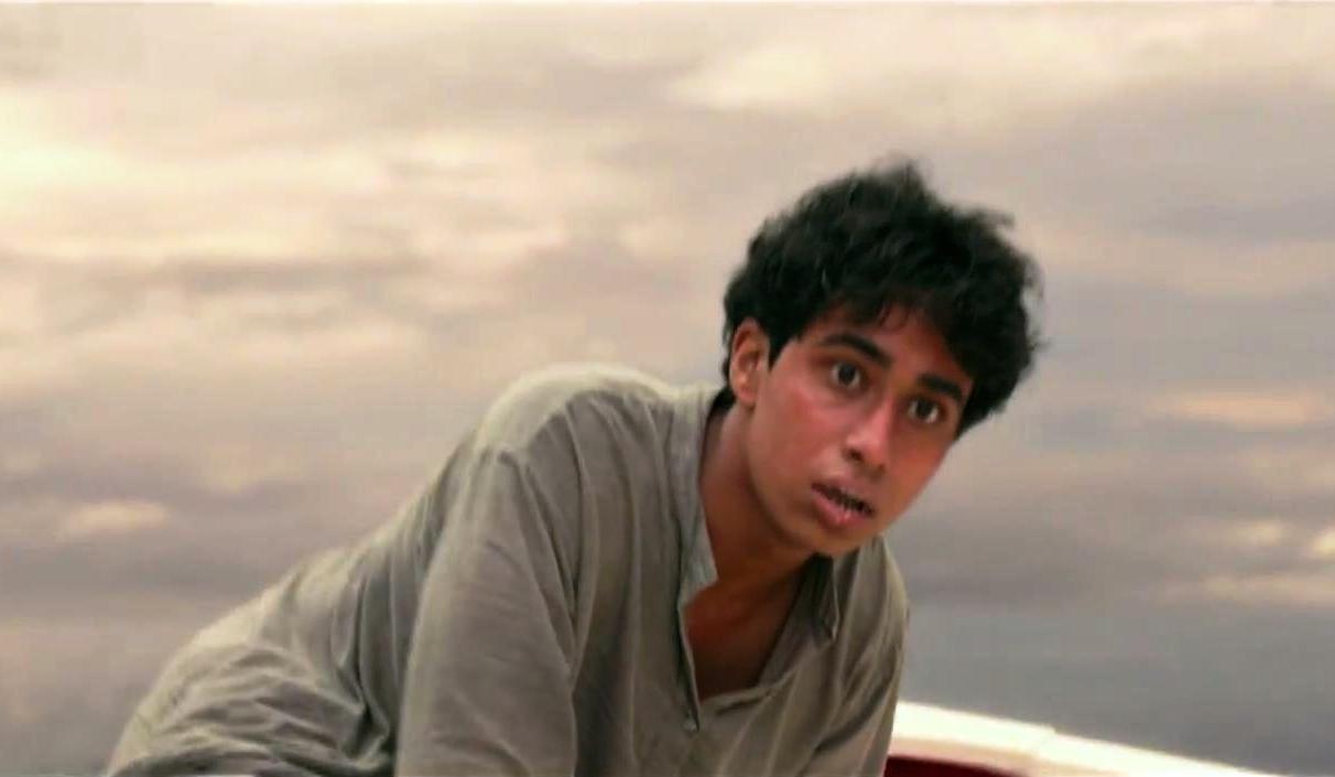  p>苏拉·沙玛(suraj sharma),1993年3月21日出生于印度新德里,印度