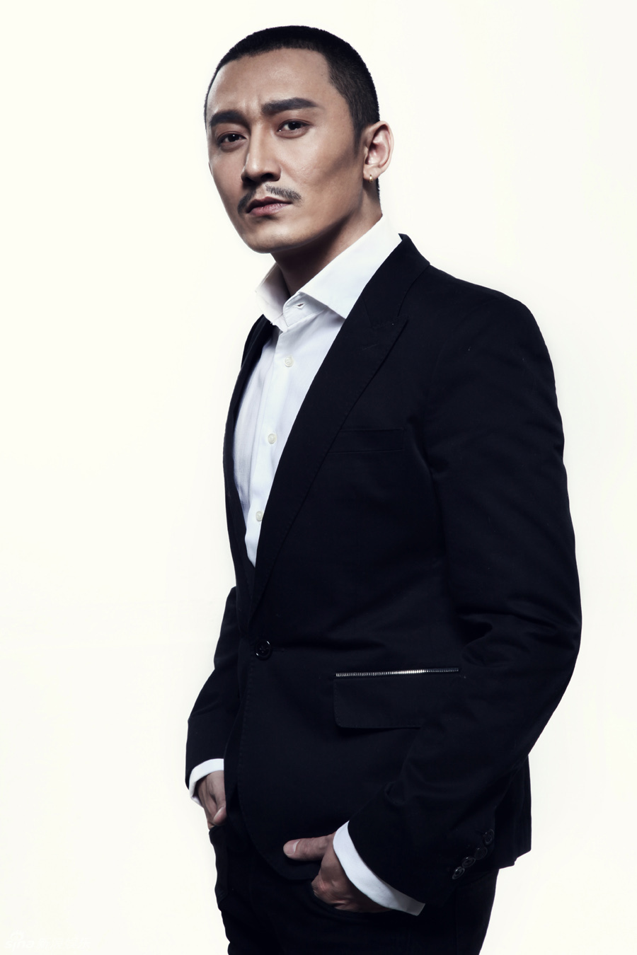 id="gntrjqortt">陈昊,1979年1月3日生于吉林省长春市,中国内地男演员