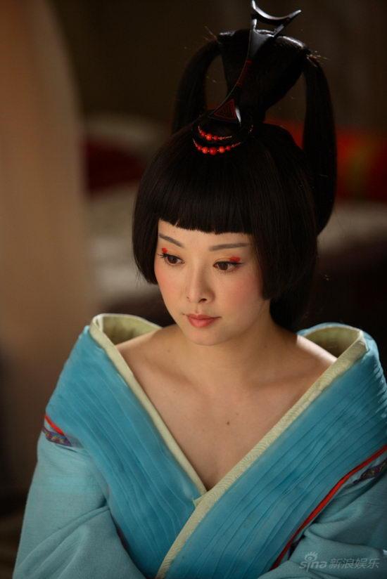 ">黄健中 /a>执导, a target="_blank" href="/item/袁立/512623"