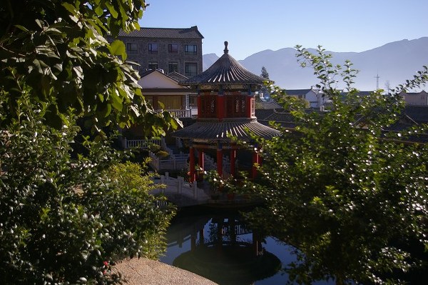  p data-id="gnhg3kx80r">寸氏庄园是云南大理境内aaaa级景区,占地