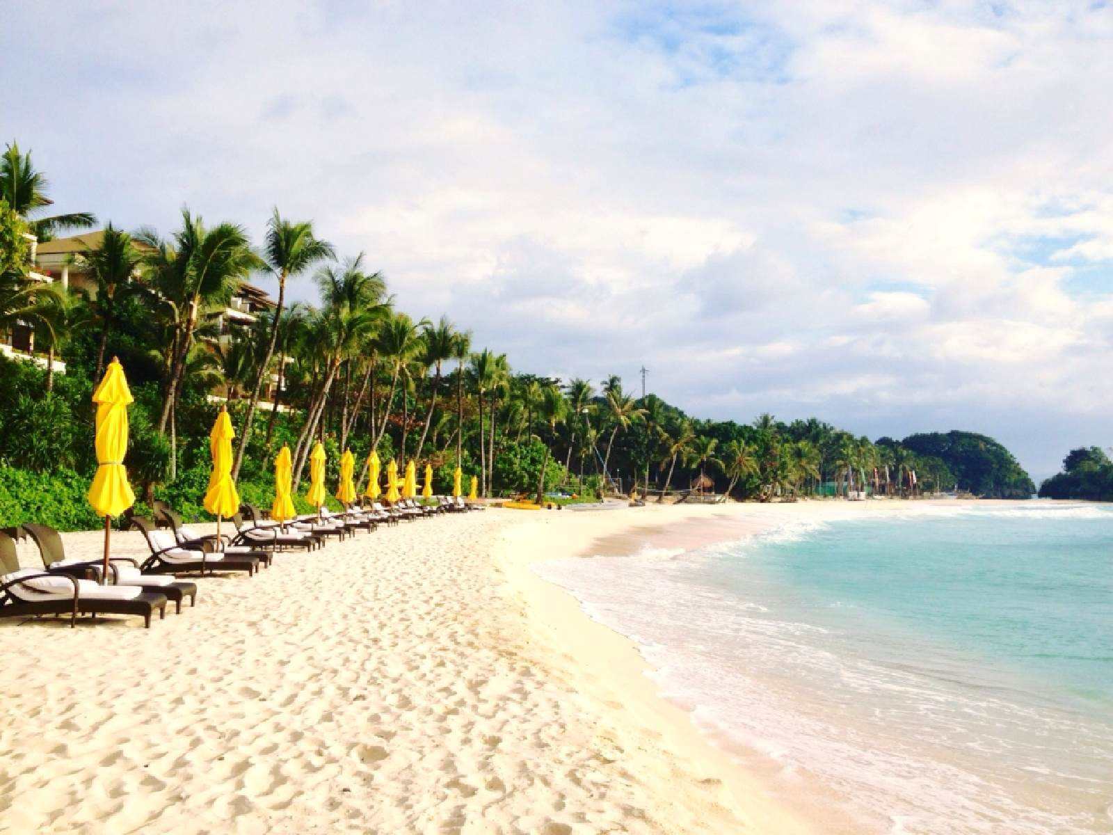  p>长滩岛(boracay)是 a target="_blank" href="/item/菲律宾/138857