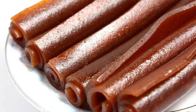  p>果丹皮是用 a target="_blank" href="/item/山楂/200032" data