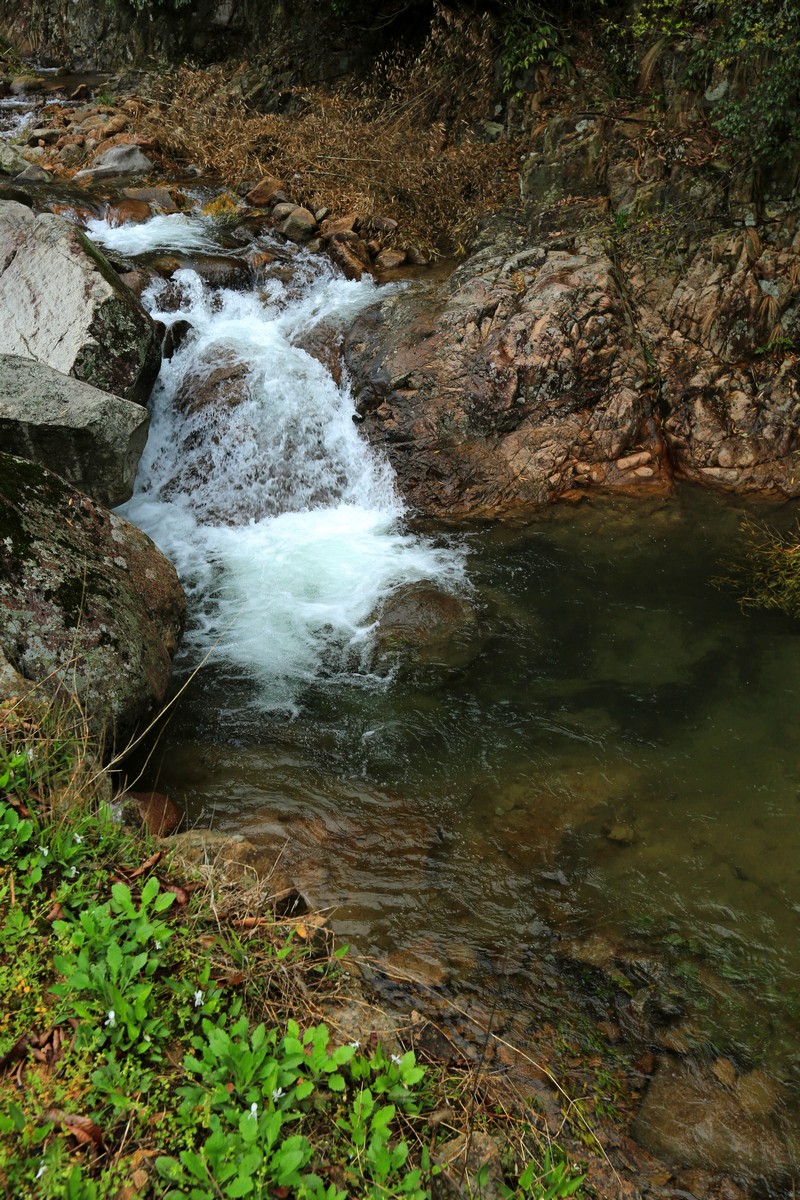  p>浙西天池位于浙江省杭州市临安市 a target="_blank" href="/item