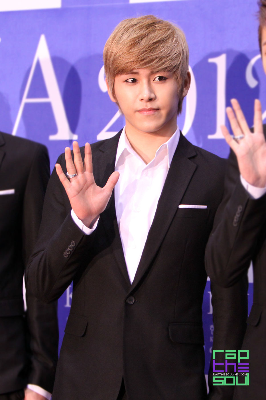  p>李浩沅(lee howon),1991年3月28日出生于韩国釜山 a target="