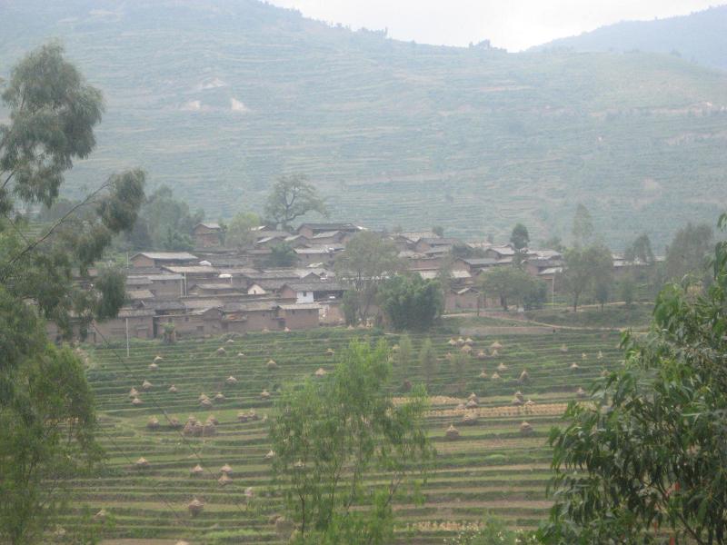  p data-id="go14l4886e">板桥村,属于坝区.距离村委会1.