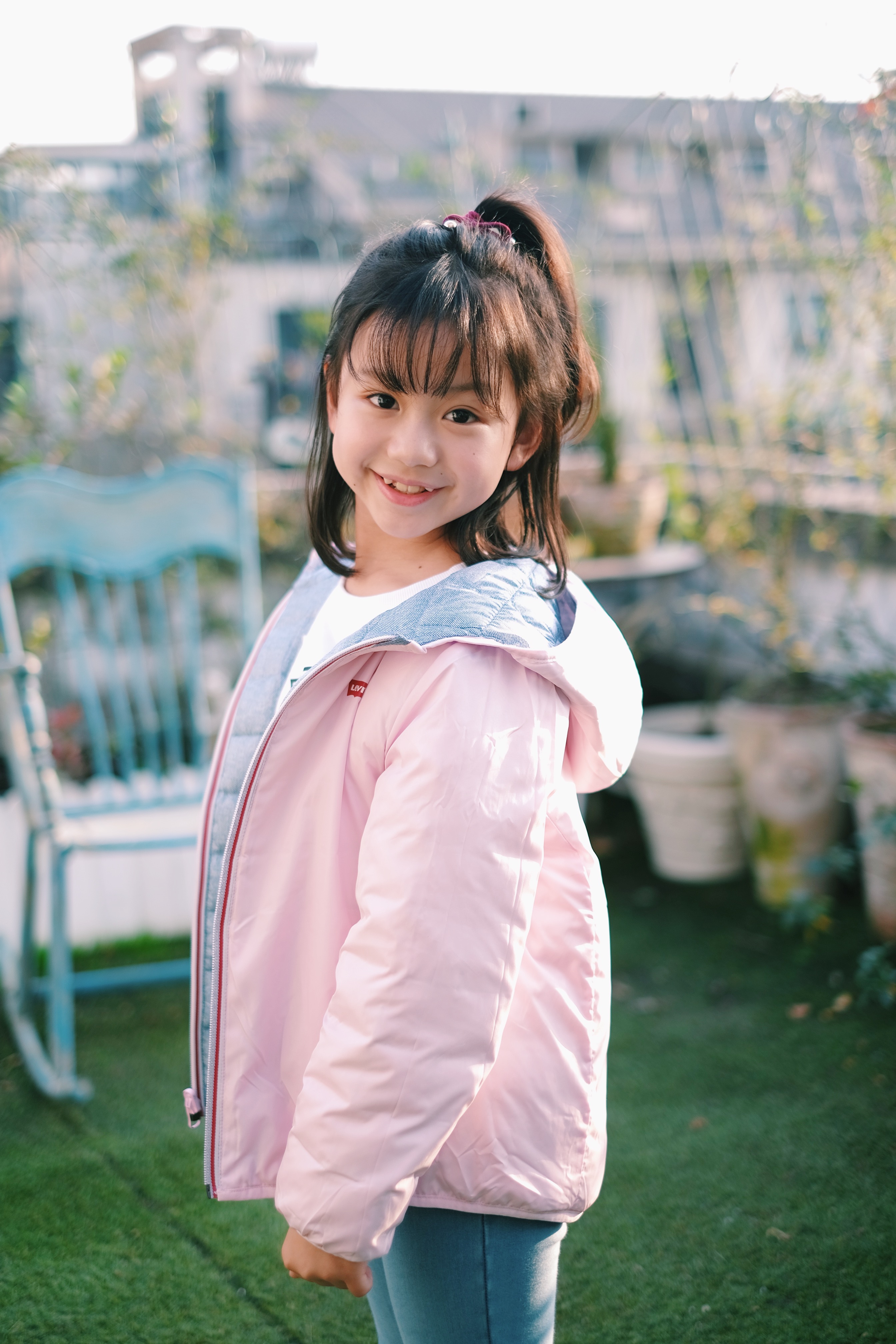  p>凌岑七七,女,2009年8月26日出生于浙江省,童星,演员,中国内地女