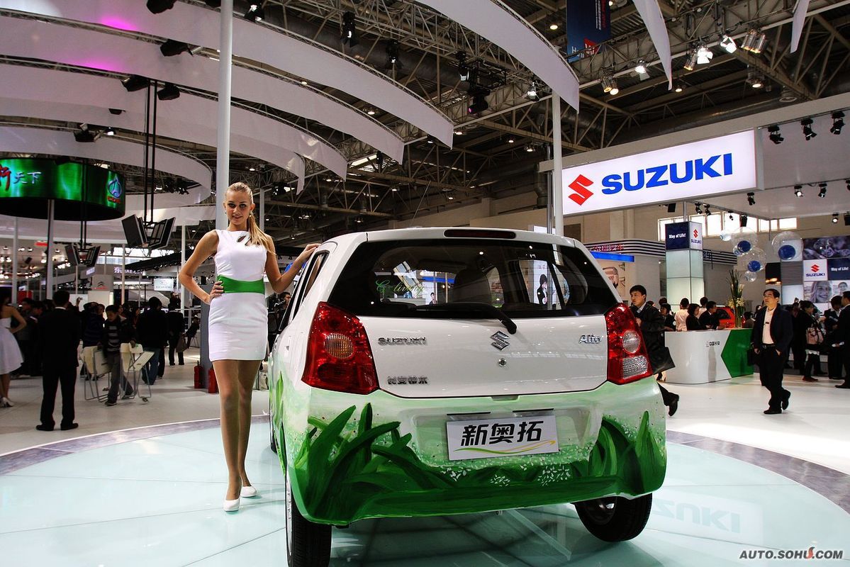  p>铃木奥拓是一款由中日合资的重庆 a href="#">长安铃木汽车有限