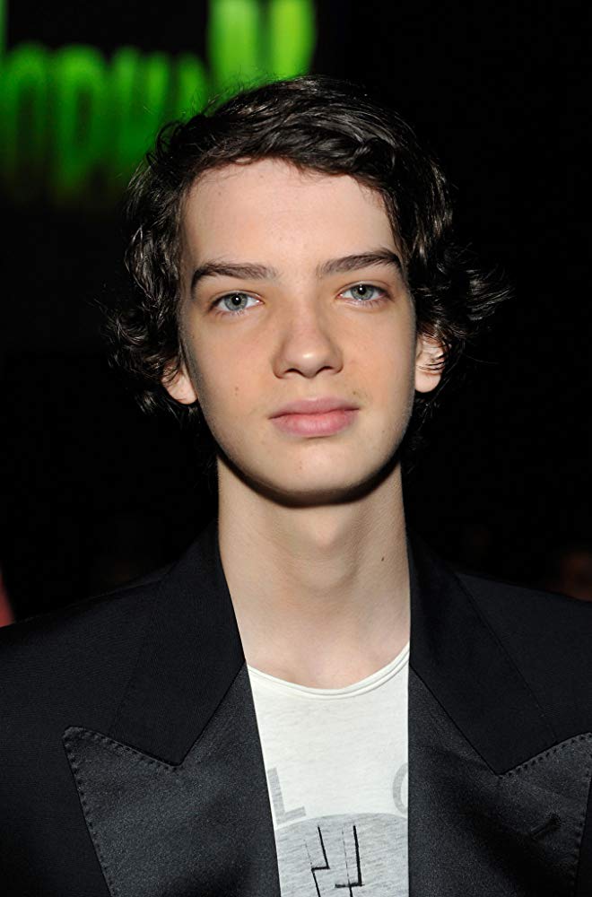  p>柯蒂·斯密特-麦菲(kodi smit-mcphee),1996年6月13日出生于