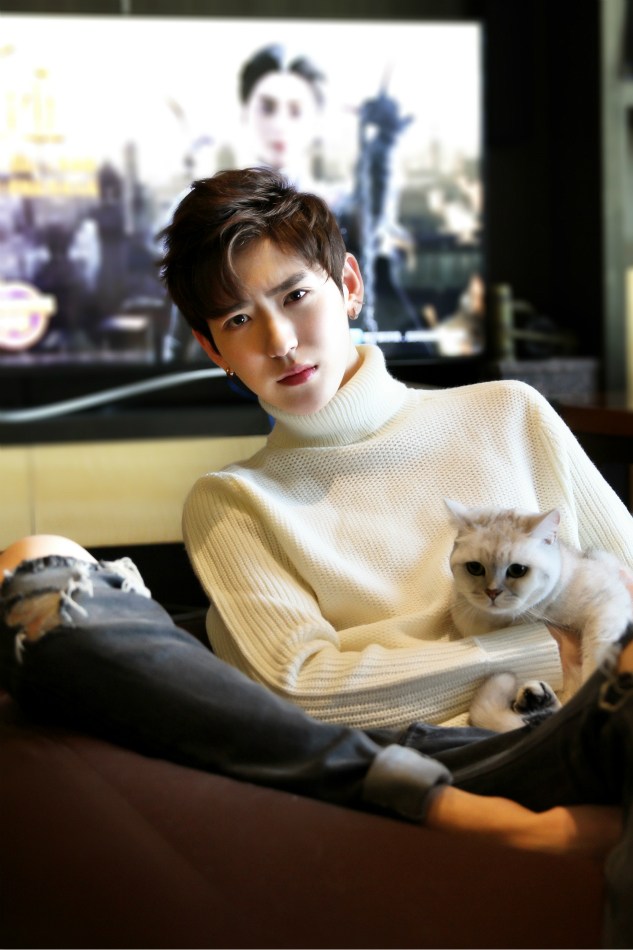 李东阳(young),1999年1月23日出生于山东省威海市,中国内地影视男演员