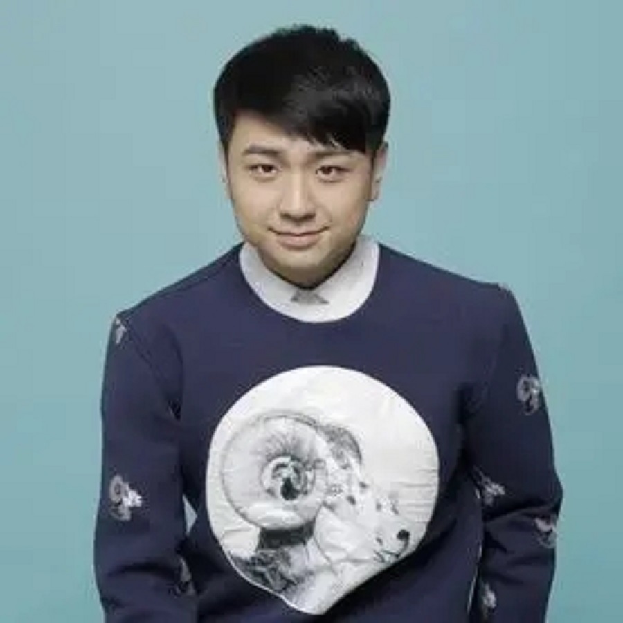  p data-id="gn6ypewx5w">《温柔在左边体贴在右边》是徐林,陈聆子