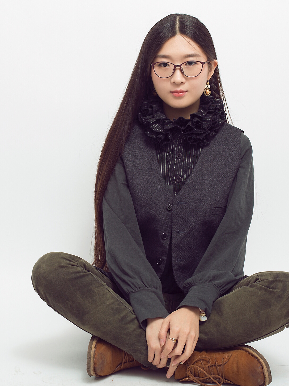  p>刘帅,女,汉族,中国国籍,祖籍山东青岛,工作在北京.