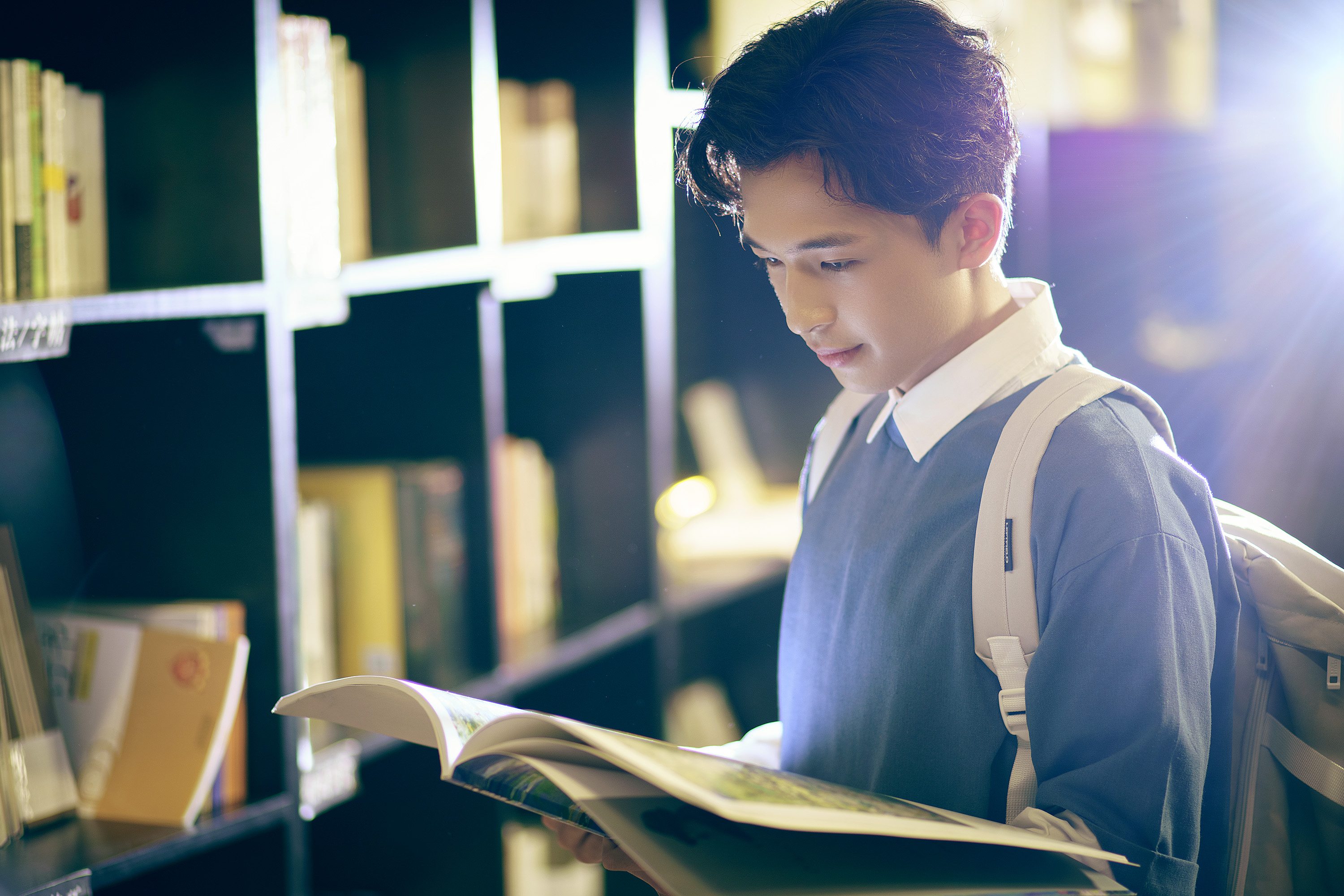  p>黄德毅(francis),1996年2月2日出生于香港,华语影视男演员,流行乐