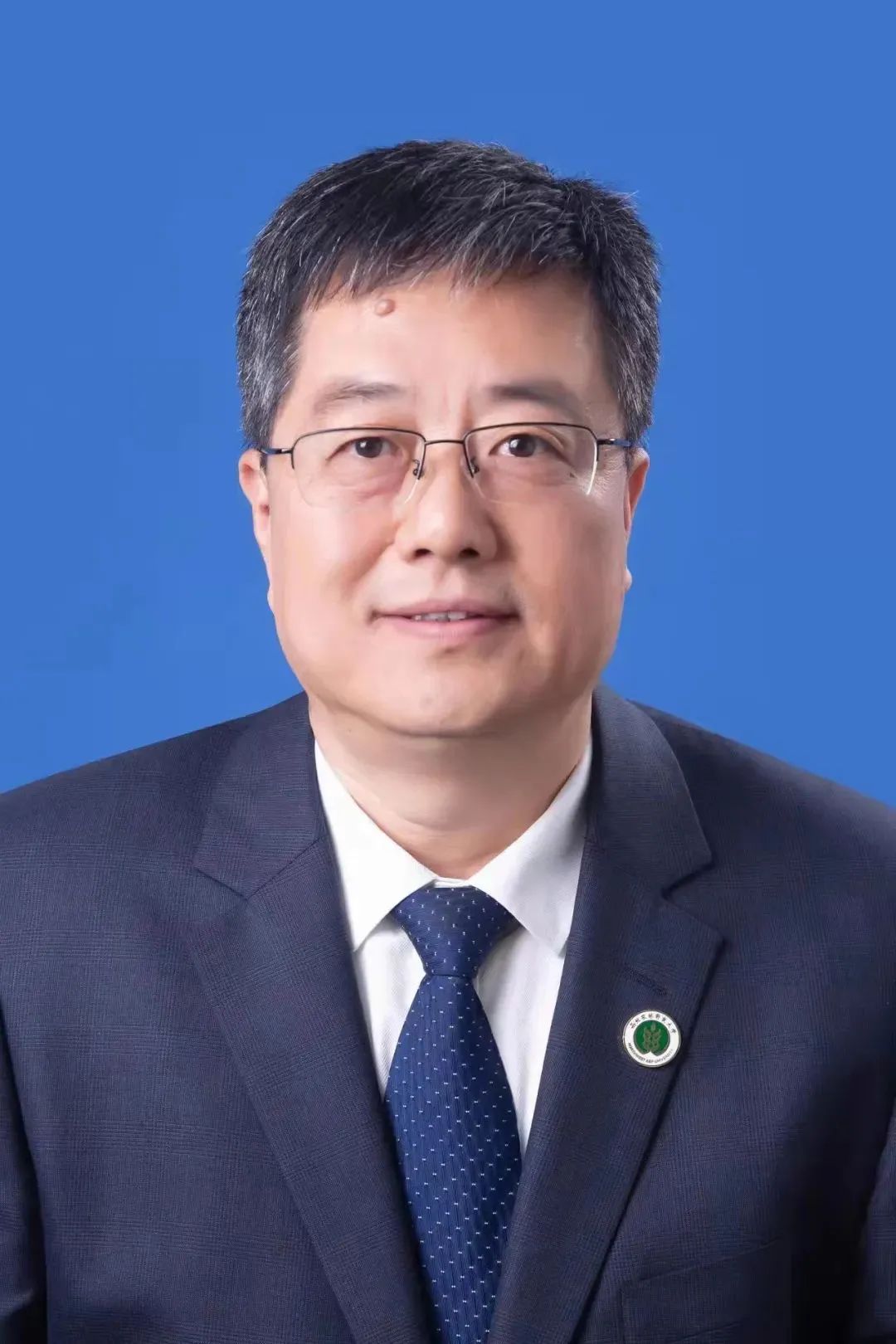 罗军