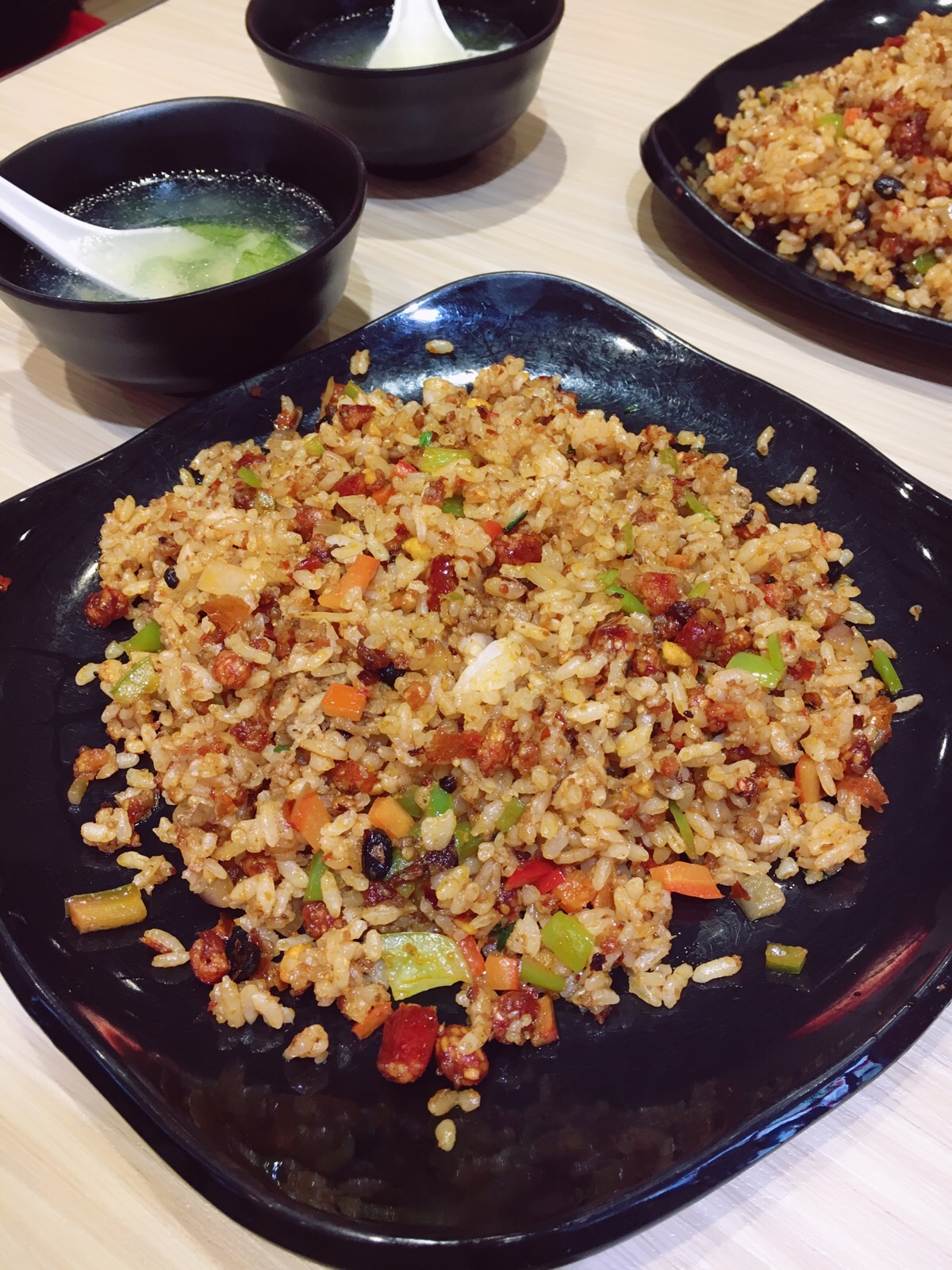 香辣黑椒牛肉炒饭