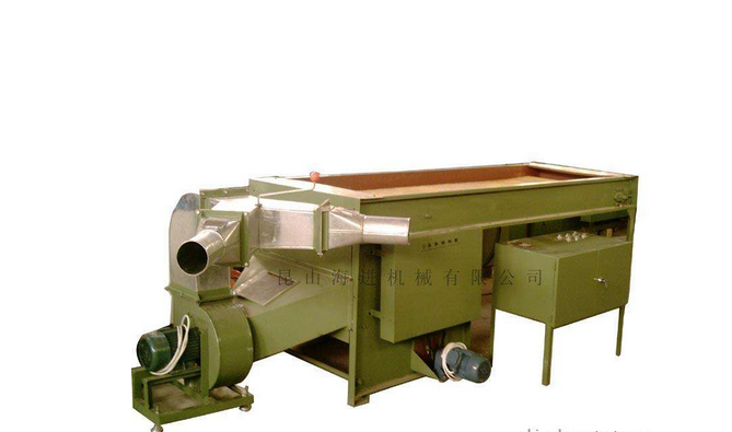 是将pp棉等填充物充入到枕芯靠垫,抱枕或枕芯皮壳的机器设备