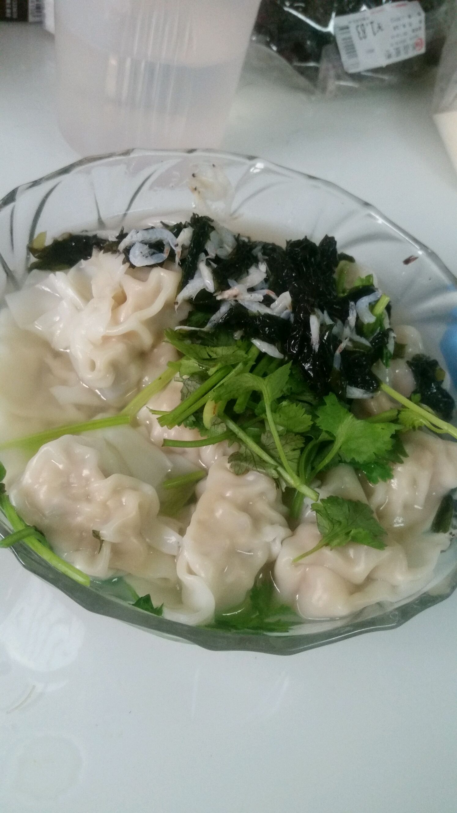 香菇虾仁猪肉馄饨