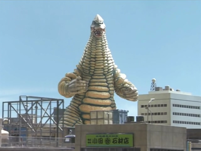 装甲怪兽雷德王