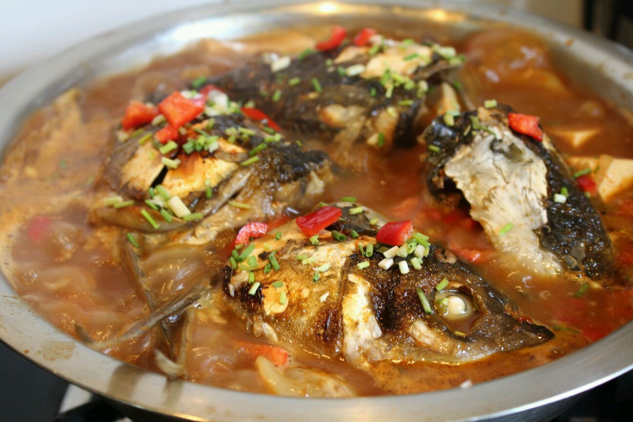 千岛湖红烧鱼头