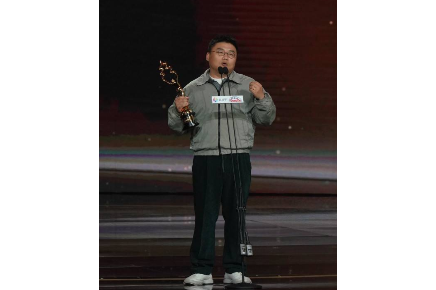  p data-id="tcotvn0z7cez">朴松日,摄影指导,代表作品有电影《 a