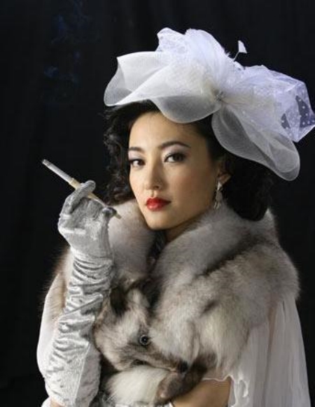 李梦露是电视剧《 a target="_blank" href="/item/迷案1937/9517506"