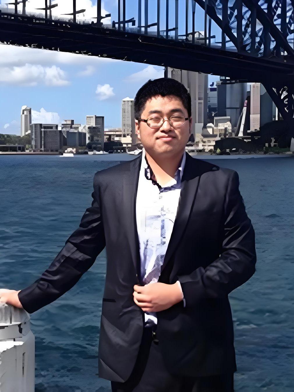 包含张健游新疆天山天池的词条