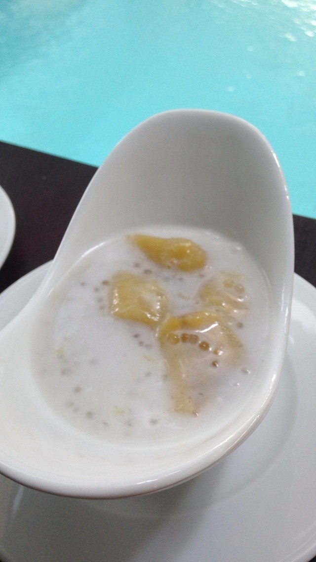 牛奶香蕉西米露