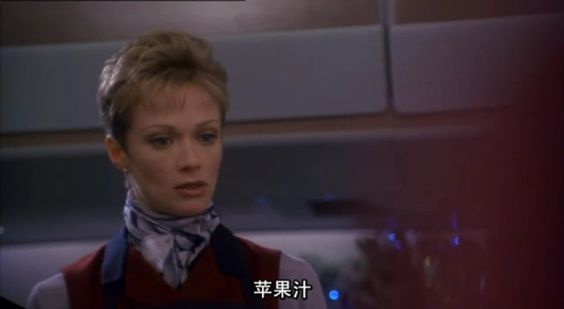 由robert butler执导,雷·利奥塔,罗伦·荷莉等主演.