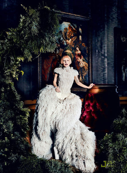 安吉丽娜·杰尔马诺塔 i>(stefani joanne angelina germanotta) /i>