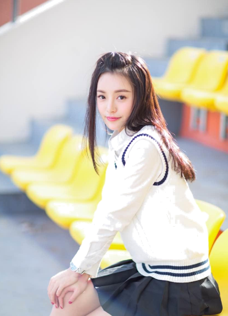  p>章小鱼,中国内地女演员.