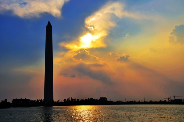  p data-id="gnx2qploga">胜利碑,位于江西省九江市八里湖新区的胜利