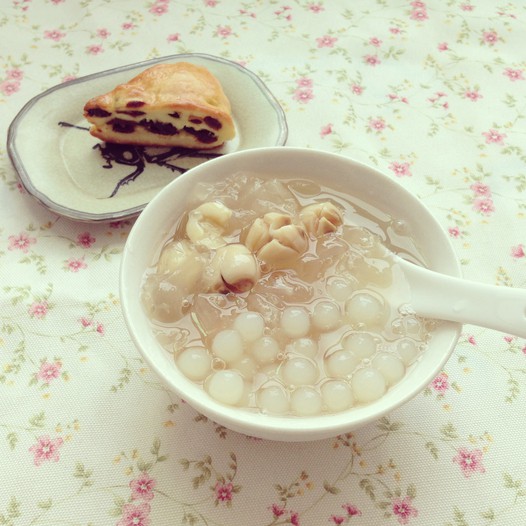 莲子淮山炖西米