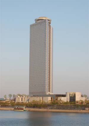  p>羊角岛国际饭店是 a target="_blank" href="/item/朝鲜/191777"