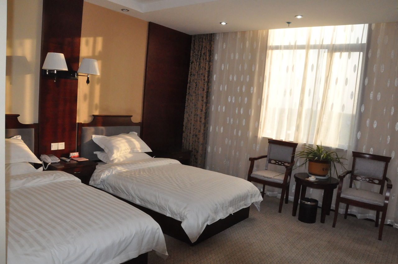 泗县皇冠大酒店