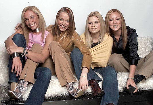 猫(atomic kitten),英国女子组合,历代成员包括莉兹·麦克拉侬(liz