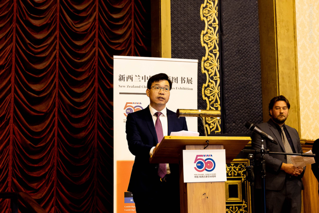  p data-id="tp0wd66ty6kt">叶素,现任中国驻新西兰大使馆公使衔参赞.