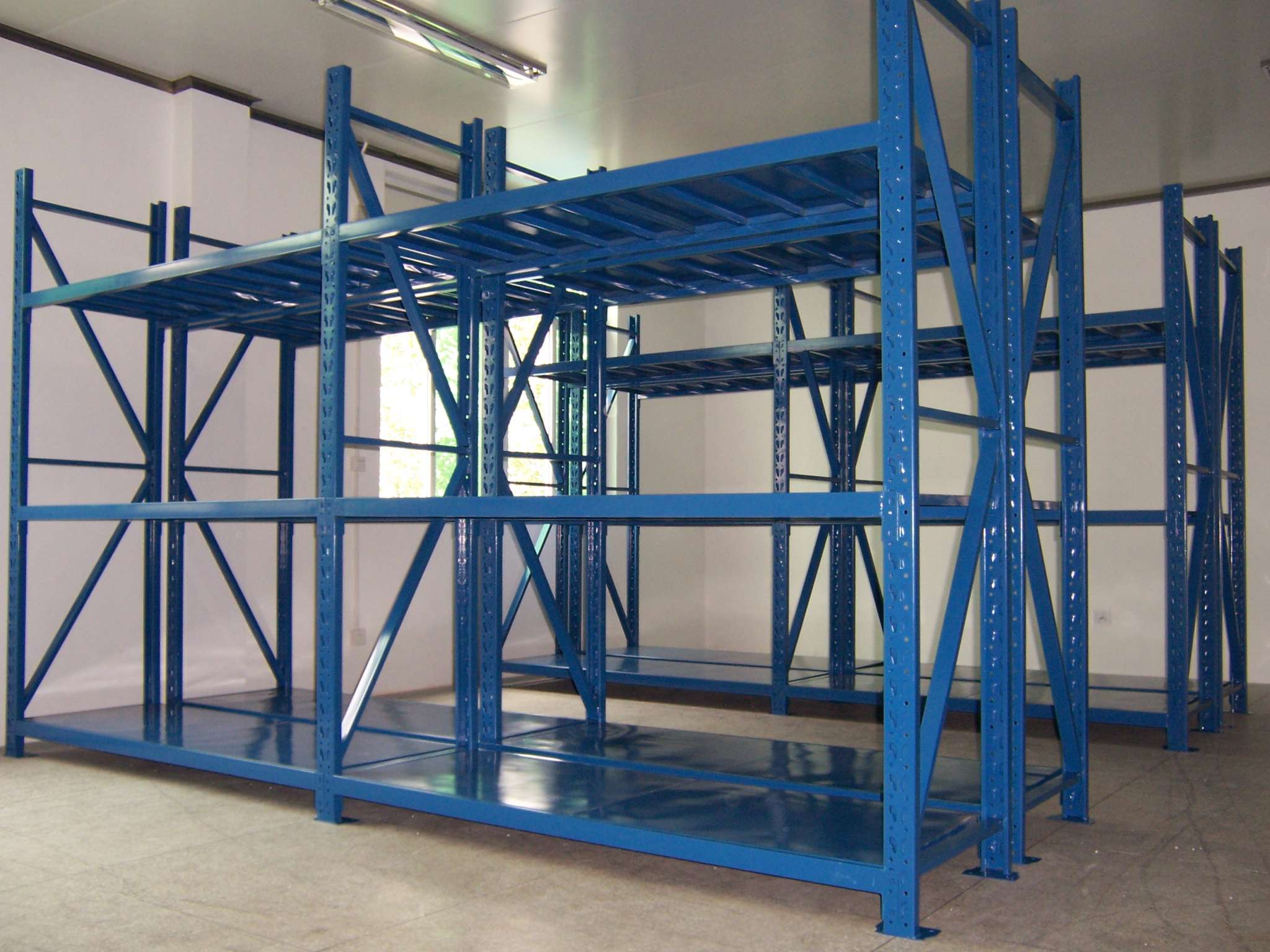 佛山市东佰巨仓储设备有限公司