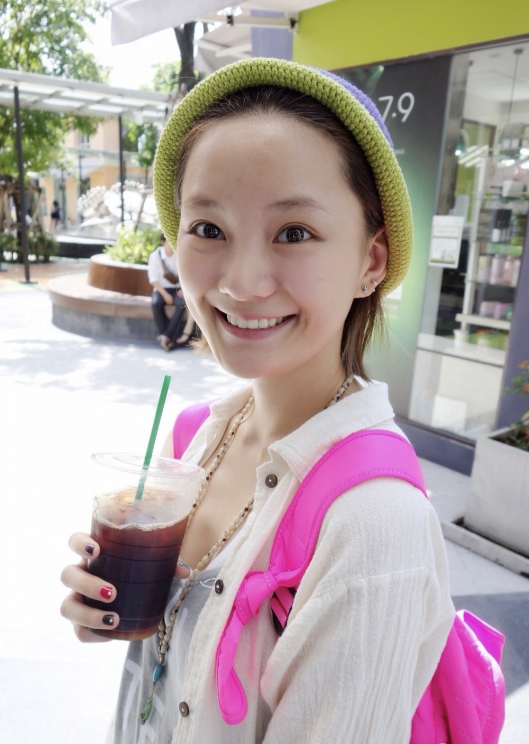  p>馨子(angel),原名楼安琪,1985年11月30日出生于上海市虹口区,中国