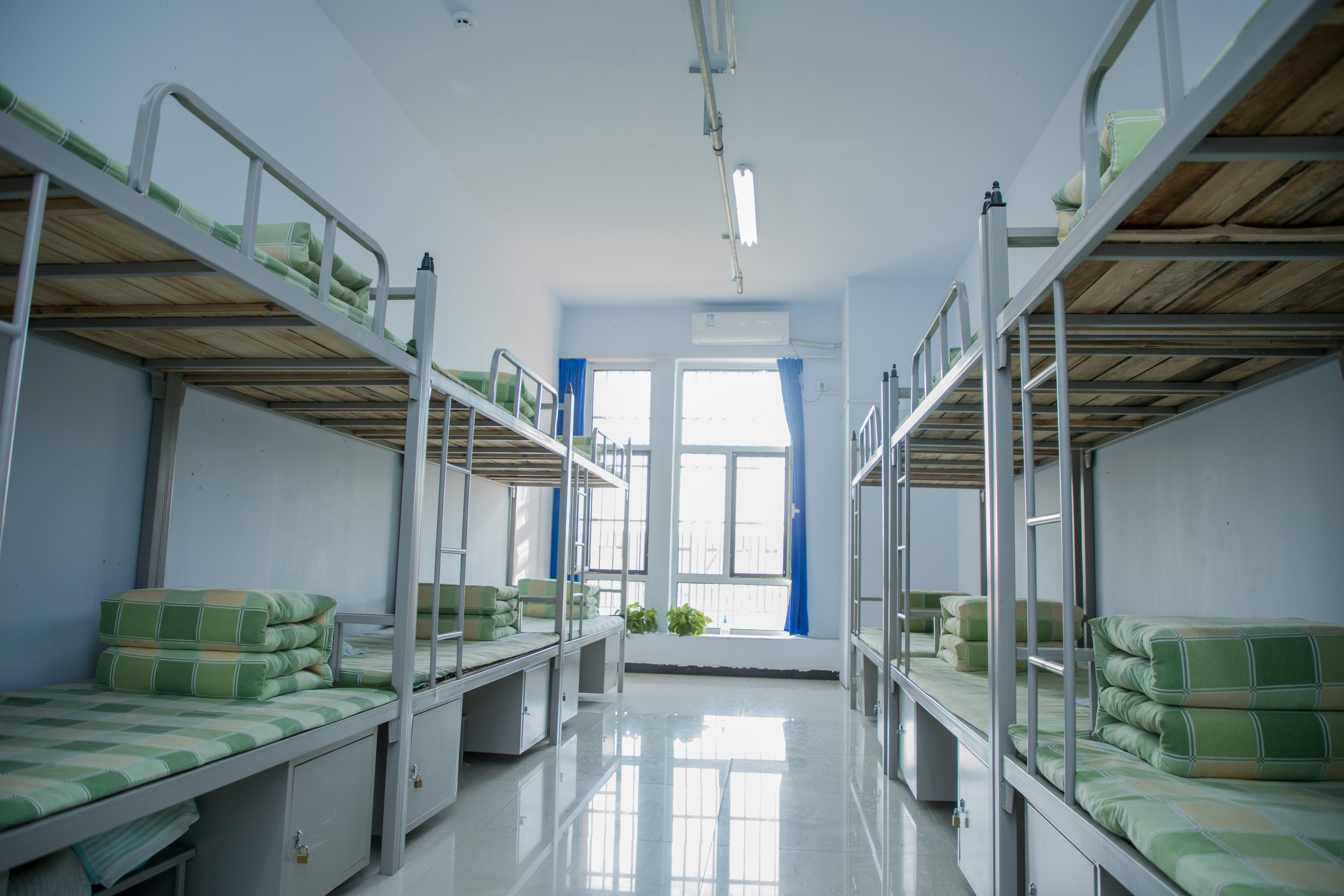 衡水安平志臻中学