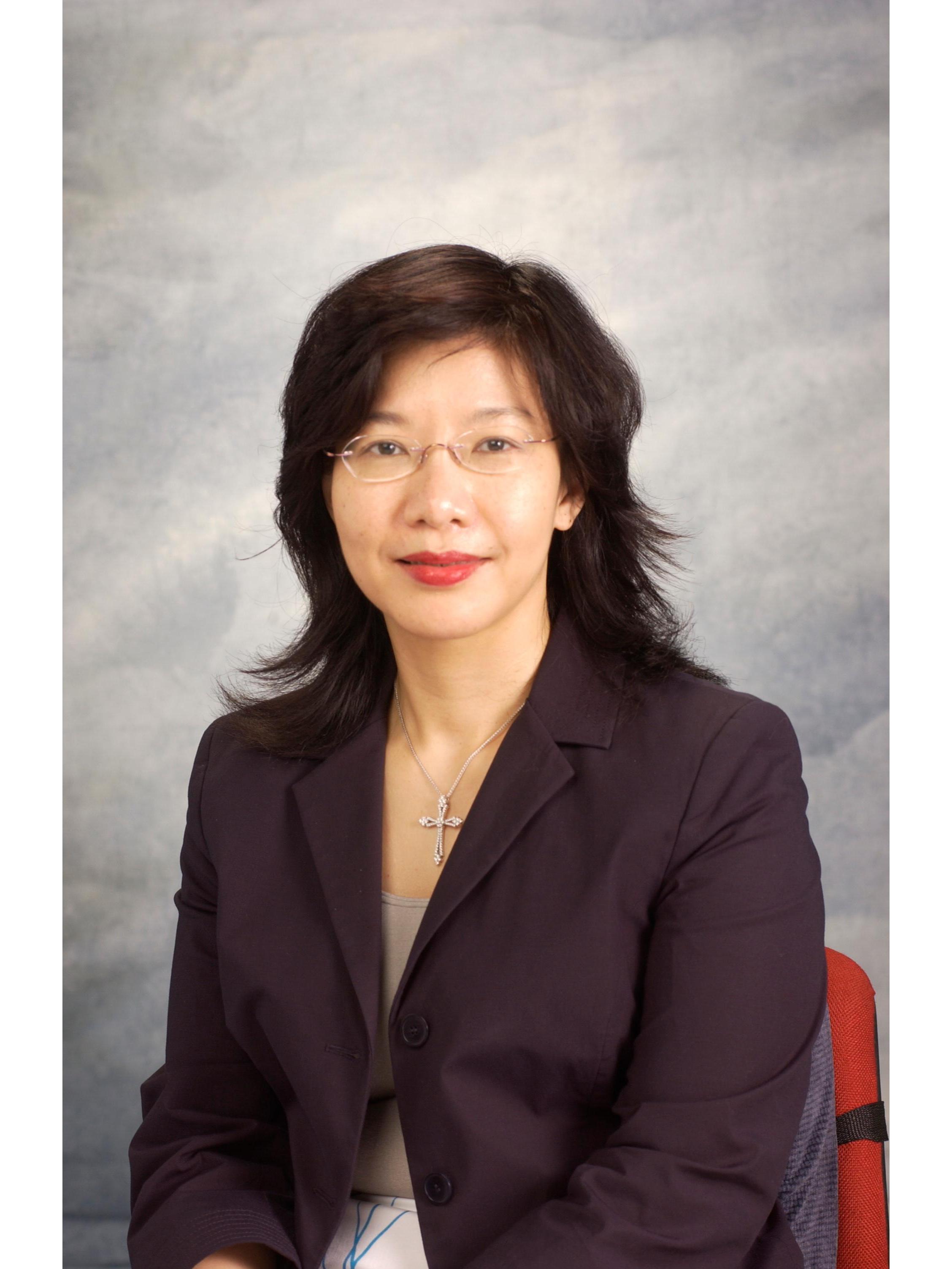 谢小华,曾任香港特别行政区政府<a target="