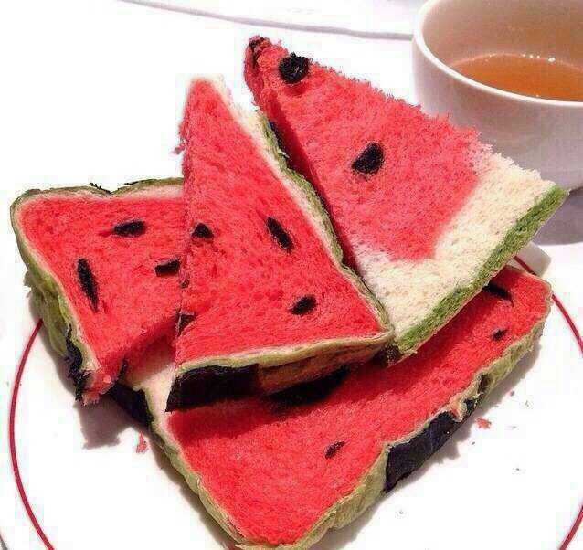 西瓜型葡萄面包