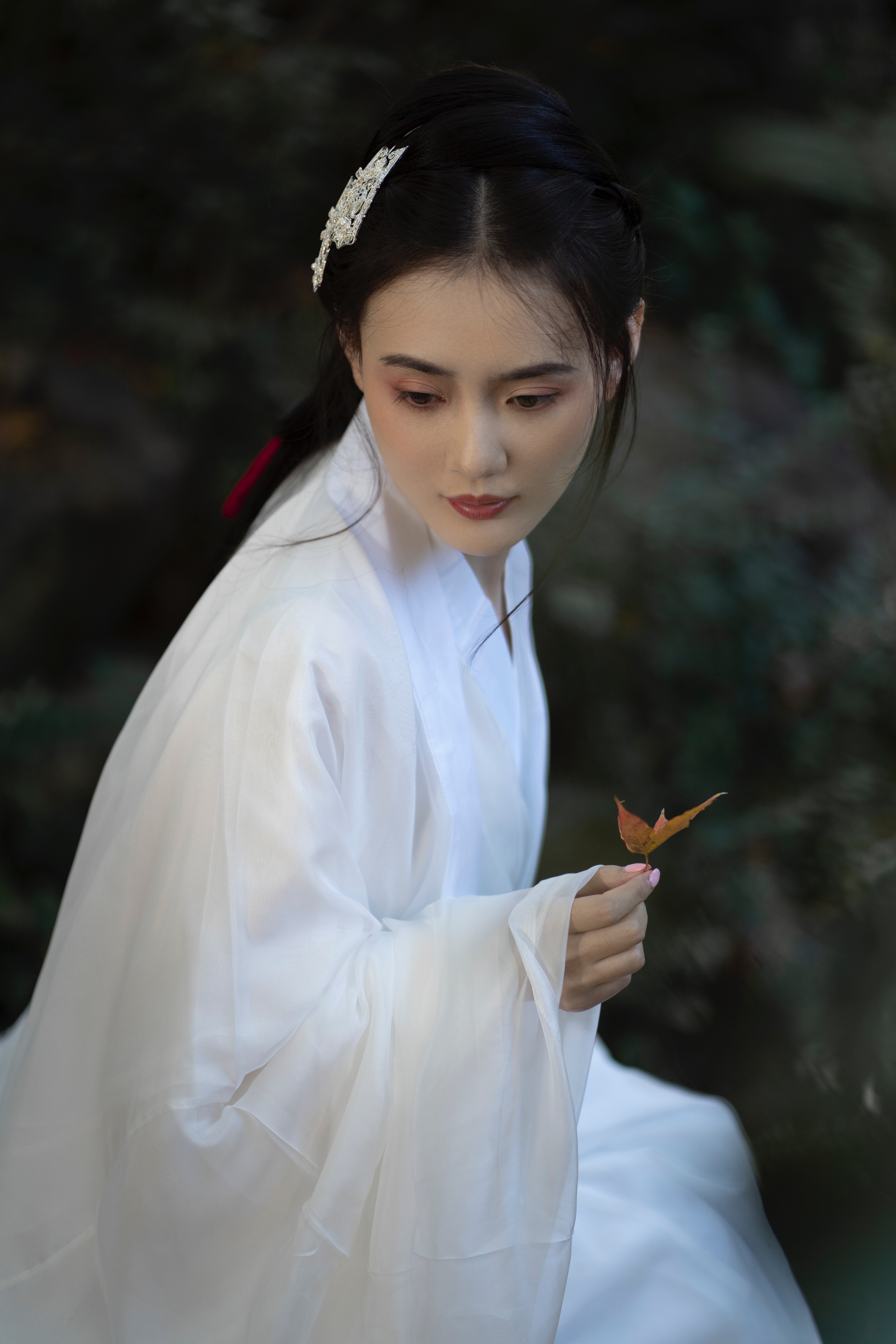  p data-id="gnblbv3kak">于千景,中国内地女演员,毕业于北京现代音乐