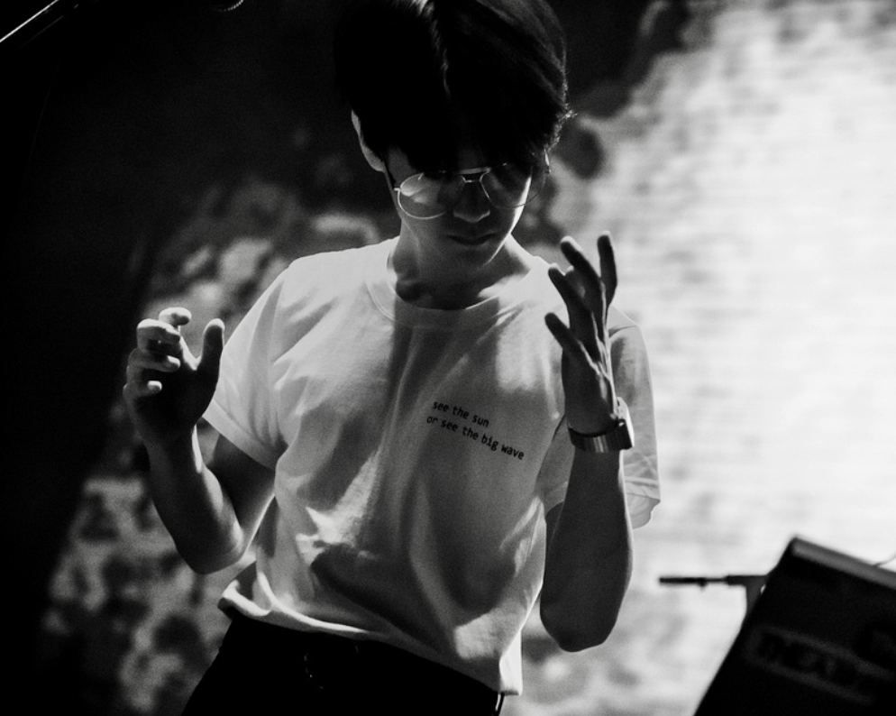 kvk">李剑,是 a target="_blank" href="/item/大波浪乐队/4584723"