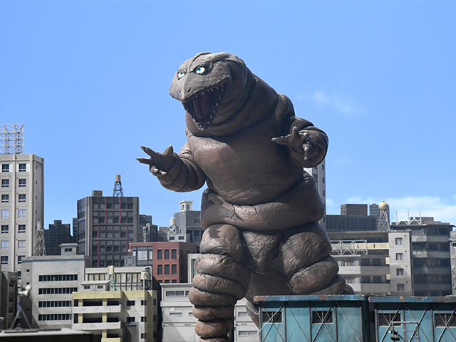 地底怪兽泰莱斯通