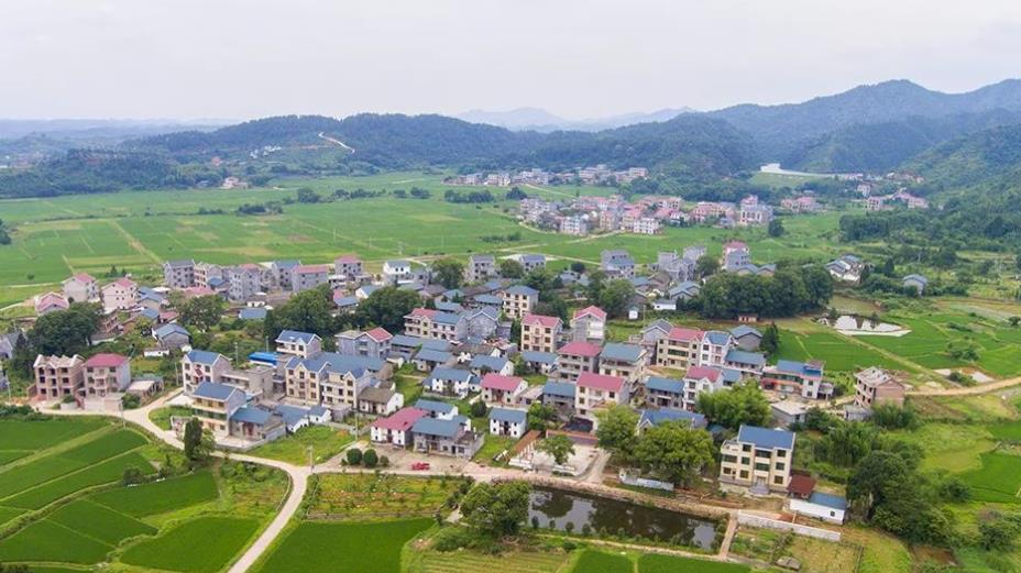 潞田镇,隶属江西省吉安市 a target="_blank" href="/item/万安县