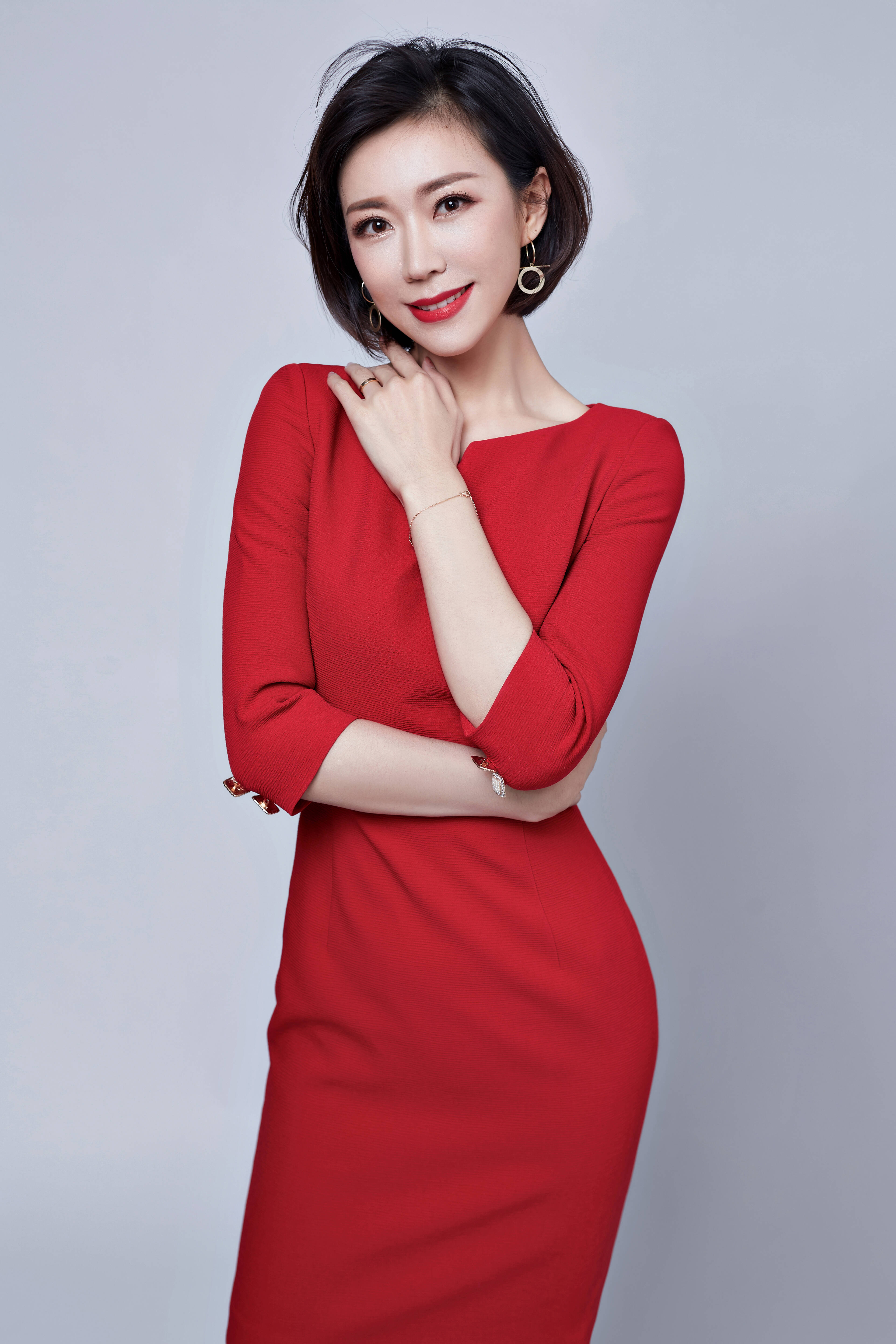 data-lemmaid="20604083">山东电视台新闻频道 /a>主持人