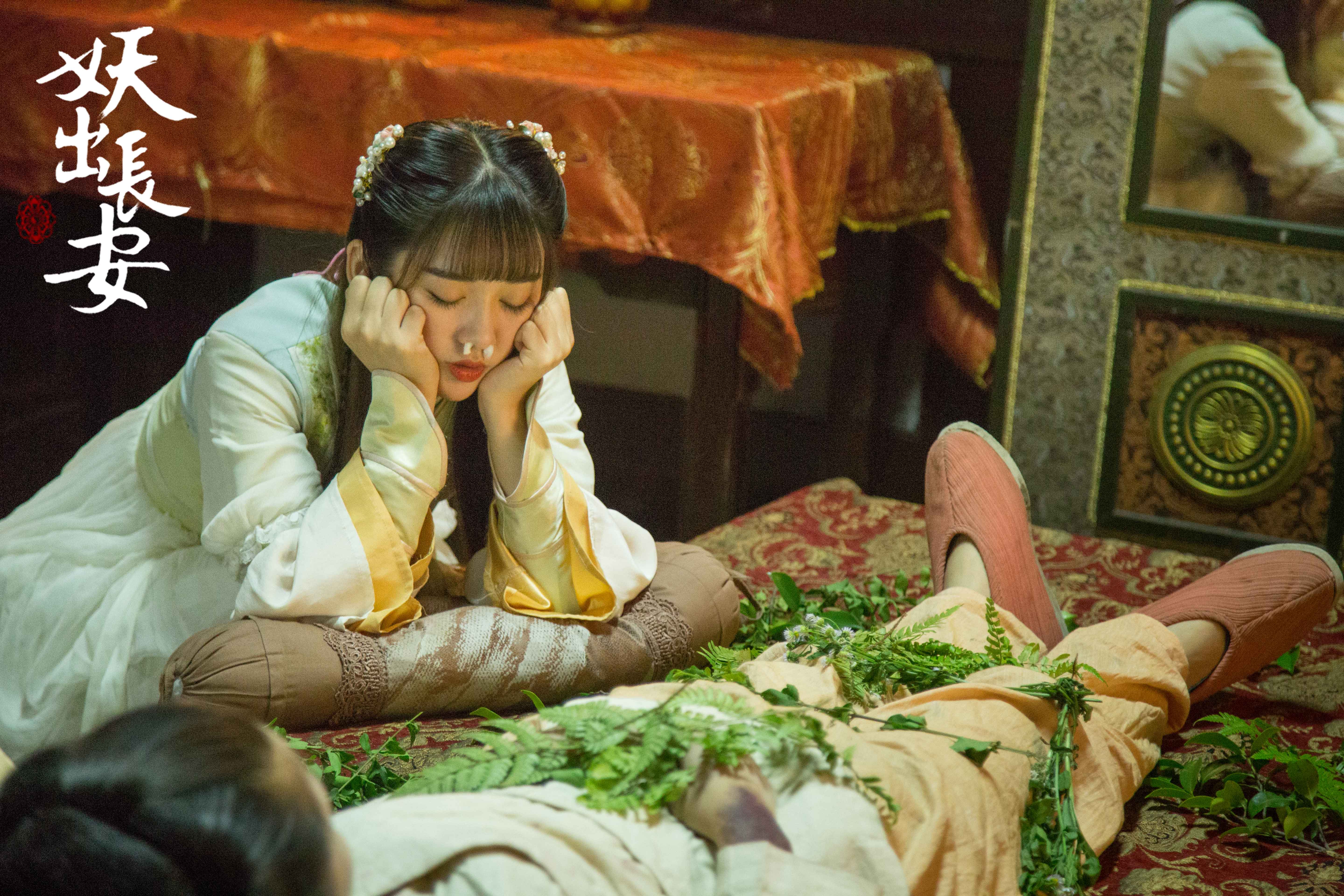 原名周文竹,1996年6月23日出生,中国内地女演员,毕业于 a target="