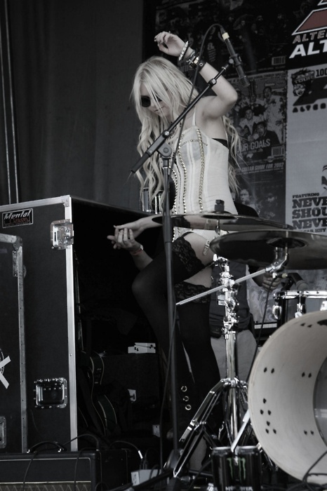  p>泰勒·摩森(taylor momsen),1993年7月26日出生于美国密苏里州