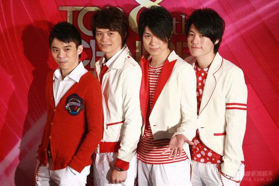  p>甜蜜的愿望是强辩乐团演唱的一首歌曲,所属专辑:《champion冠军